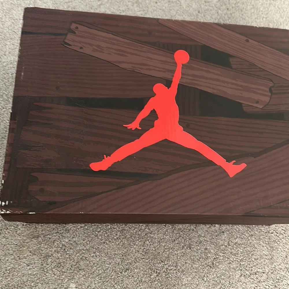Jordan 5 Raging Bull - Picture 4 of 7